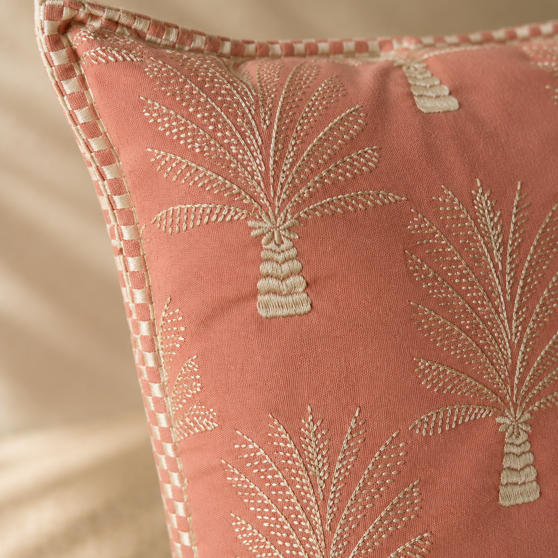 Sierkussen Palm Roze